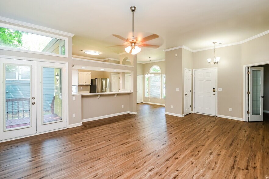 Building Photo - 10135 Elsenham Ln