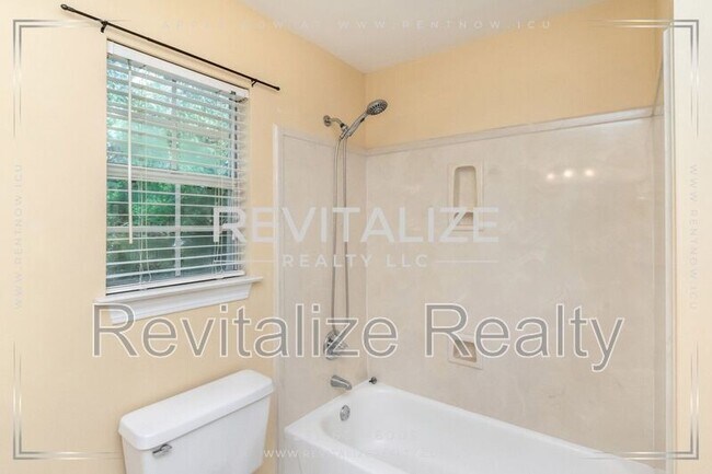 Building Photo - 2949 Cloverland Ct
