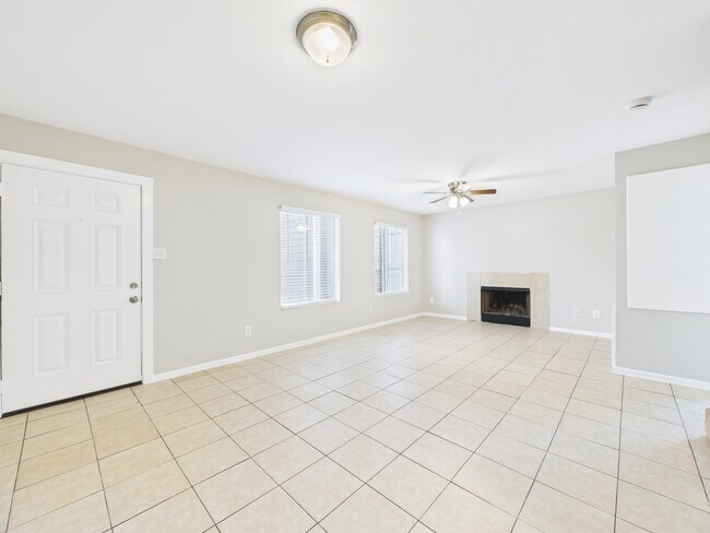 Building Photo - 12642 Ashford Meadow Dr