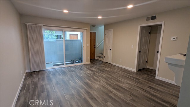 Building Photo - 3670 Westwood Blvd