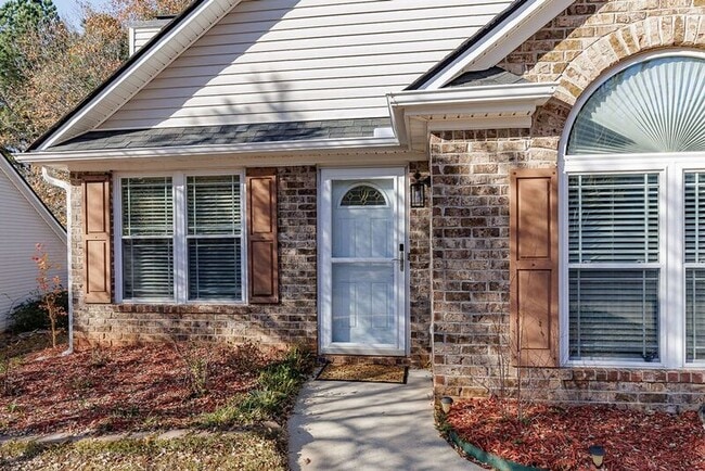 Building Photo - 160 Cedar Rock Trace