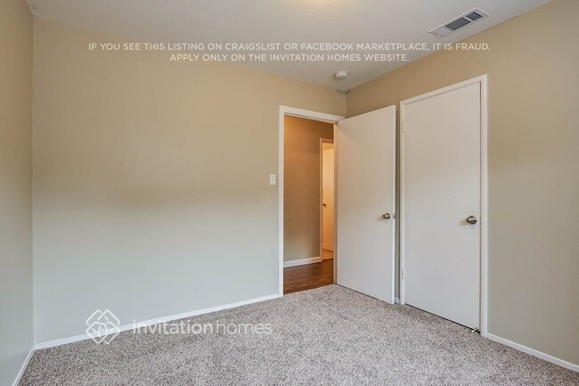 Building Photo - 500 Baywood Dr