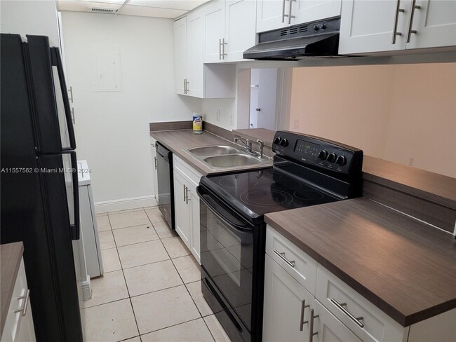 Building Photo - 4455 Treehouse Ln