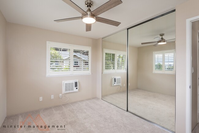 Building Photo - 7080 Hawaii Kai Dr