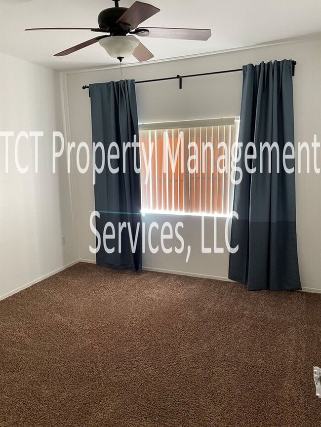 Building Photo - Adorable 2 Bedroom Home in Phoenix