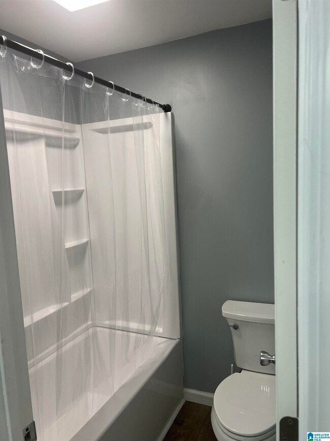 Building Photo - 2710 17th St S