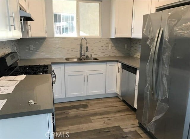 Building Photo - 221 W 85th St