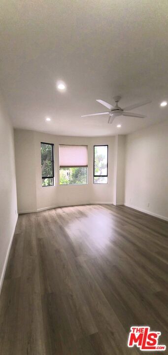 Building Photo - 1557 S Beverly Glen Blvd