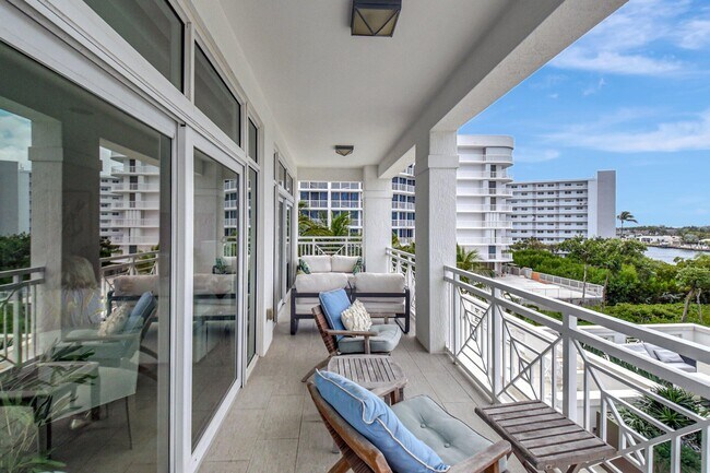 Building Photo - 3200 S Ocean Blvd