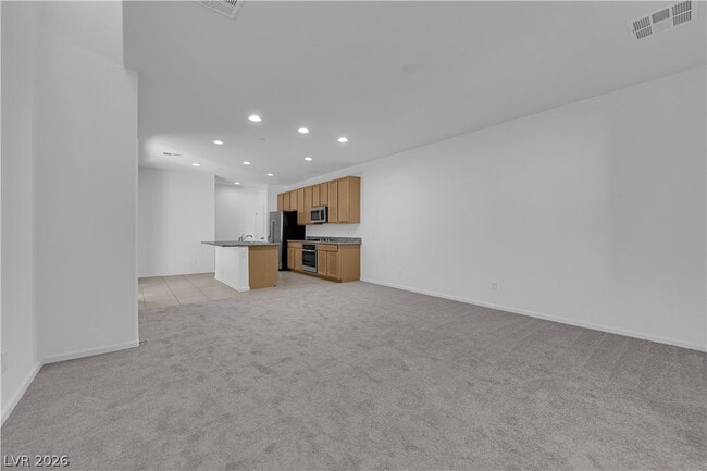 Building Photo - 11680 Hamilton Lk Ave