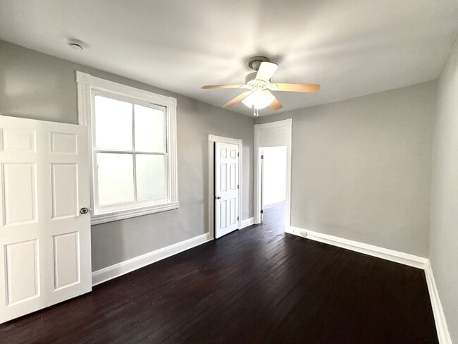 Building Photo - 2507 W Fayette St