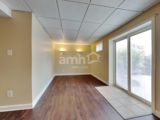 Building Photo - 333 Ivy Forge Ct