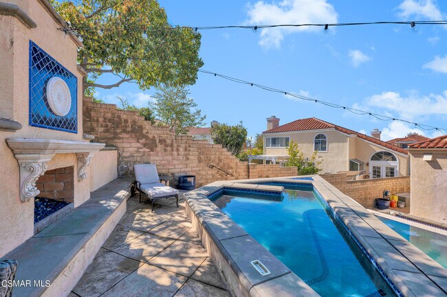 Building Photo - 4542 Skidmore Ct