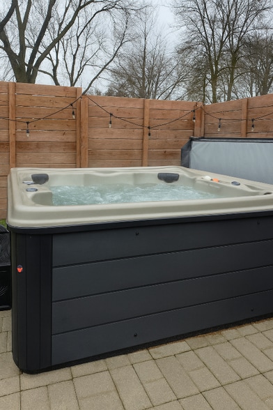 Building Photo - 6706 Vista Ave