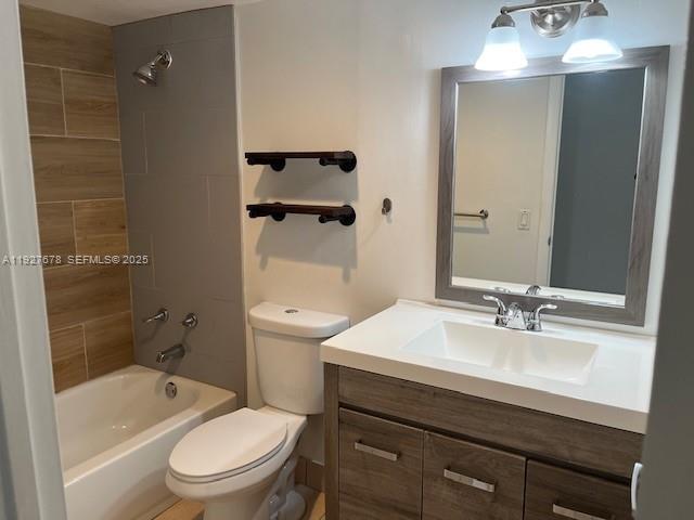 Building Photo - 1470 NE 125th Terrace