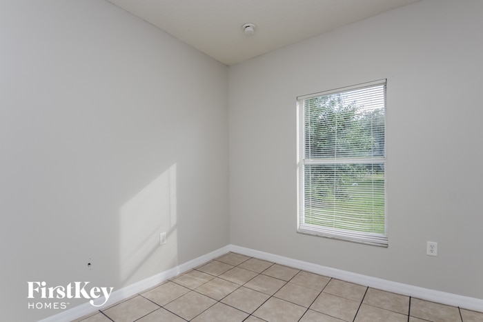 Building Photo - 858 San Pedro Ct