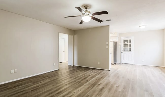 Building Photo - 500 Allison St