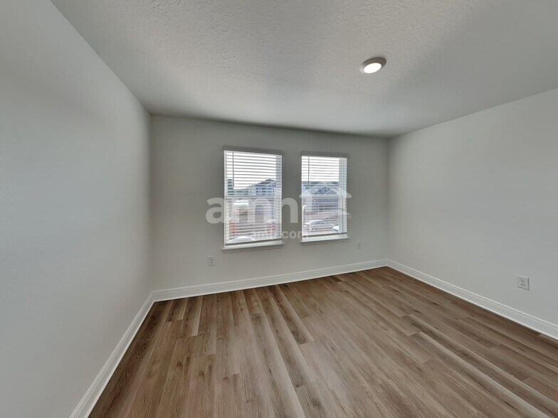 Building Photo - 5328 Grindstone Run