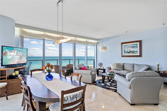 Building Photo - 3737 Collins Ave