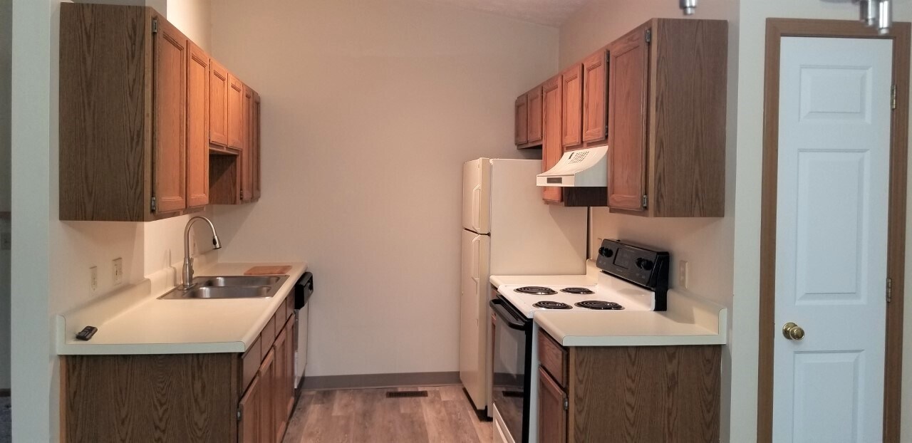 Building Photo - 3586 Harris Ave NW