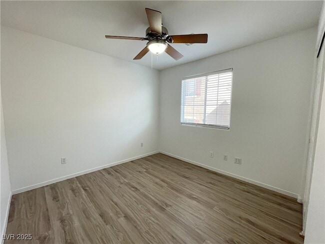Building Photo - 9758 W Hanover Grove Ave