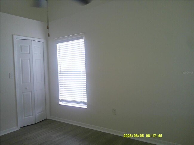 Building Photo - 437 Columbia Ave