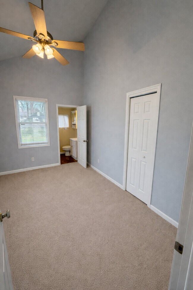 Building Photo - 7615 Folk Ave