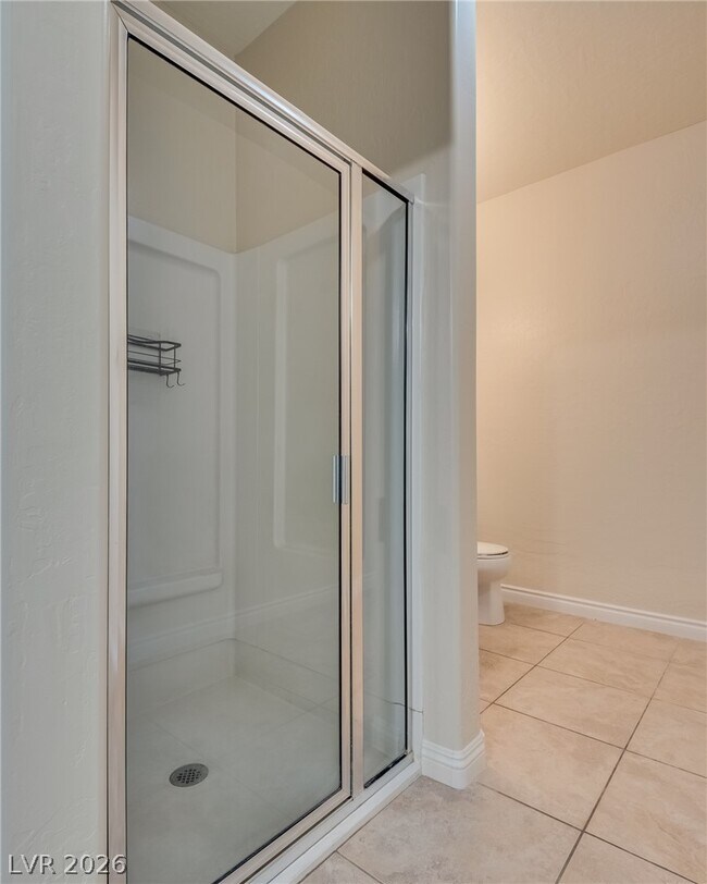 Building Photo - 6868 Sky Pointe Dr