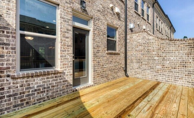 Building Photo - 2286 Mclean Chase