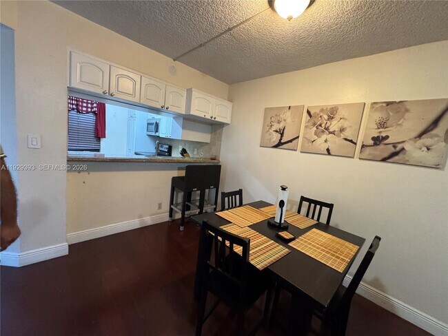 Building Photo - 10451 W Broward Blvd