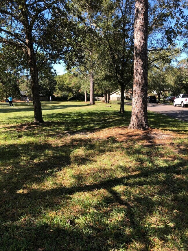 Building Photo - 8179 Crosswind Rd