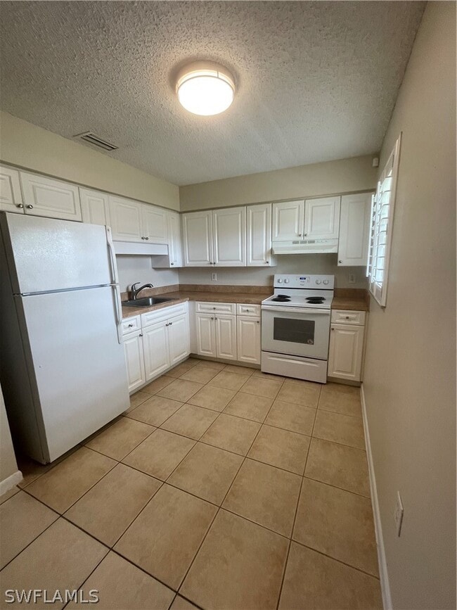 Building Photo - 3325 Airport-Pulling Rd