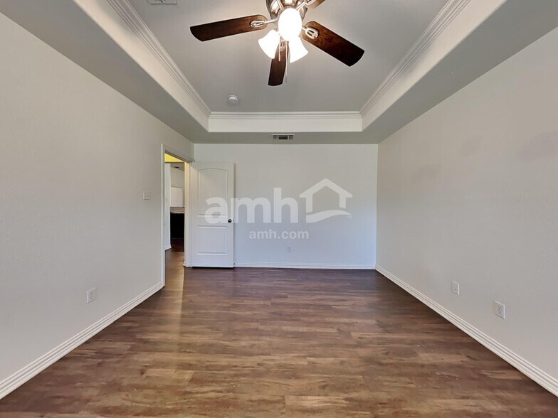 Building Photo - 101 Westend Ln