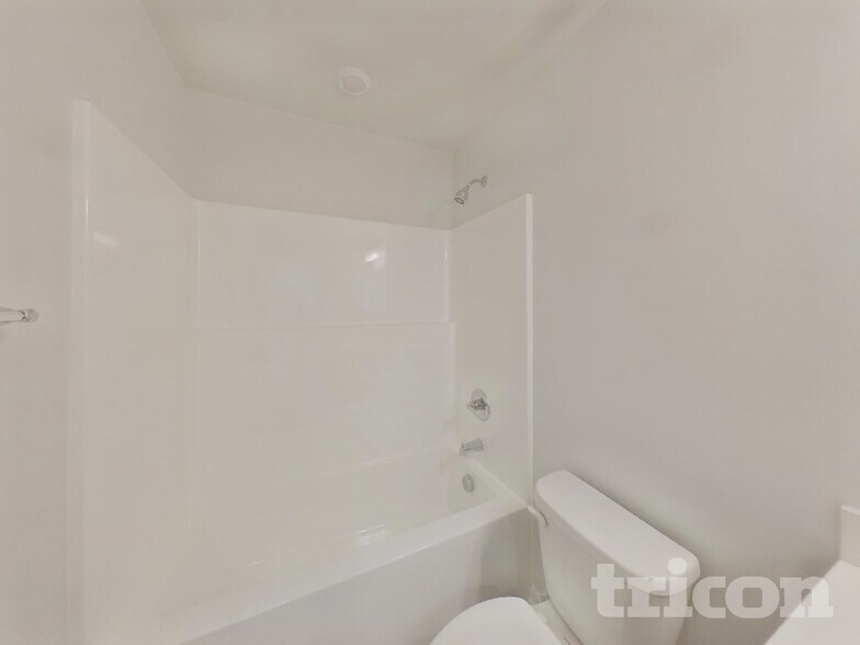 Building Photo - 177 Braxton Dr