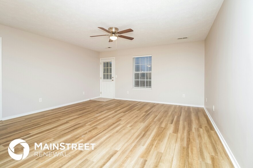 Building Photo - 7218 Hidden Lake Dr