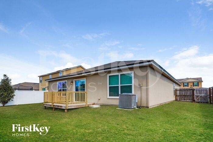 Building Photo - 3854 Falcon Crest Dr