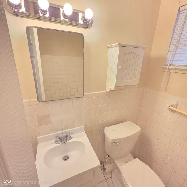 Building Photo - 4134 N Grand Ave