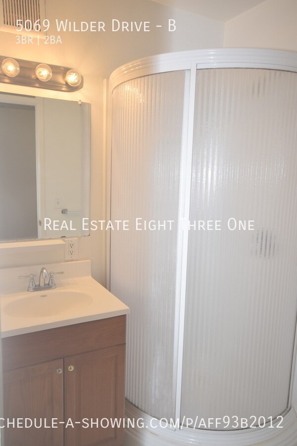 Building Photo - 5069 Wilder Dr