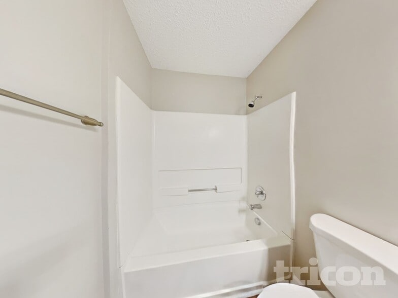 Building Photo - 69 Gray Ghost St