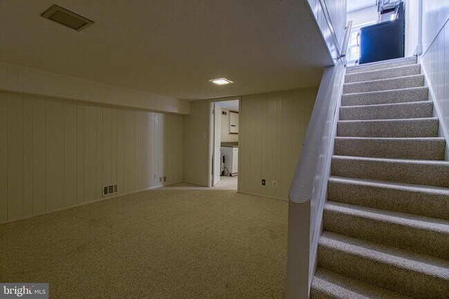 Building Photo - 4638 30th Rd S