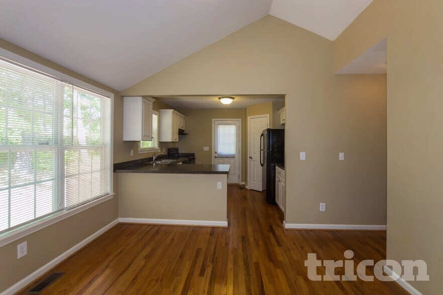 Building Photo - 125 St Andrews Pl Dr