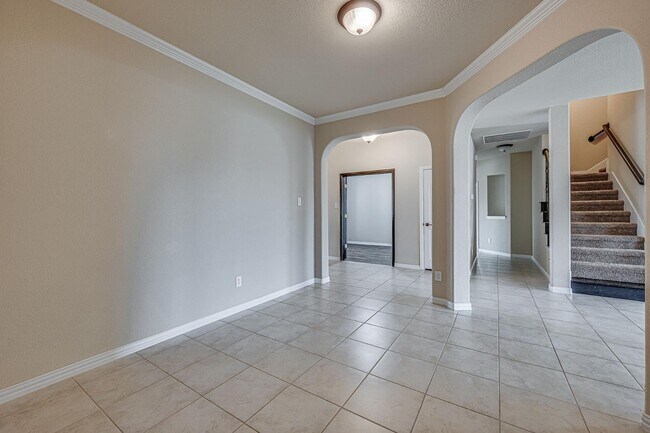 Building Photo - 438 Brookdale Dr