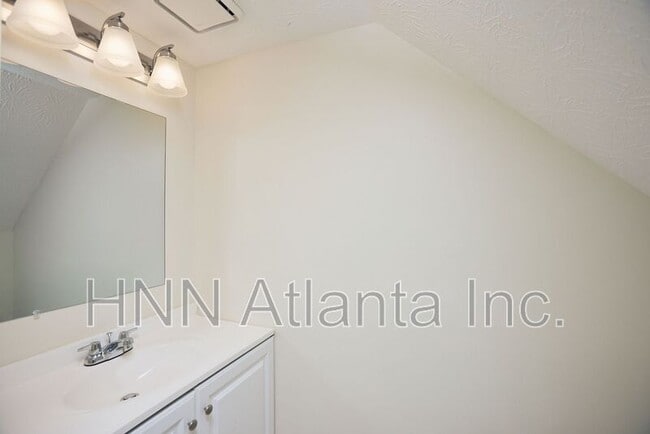 Building Photo - 5646 Executive Way