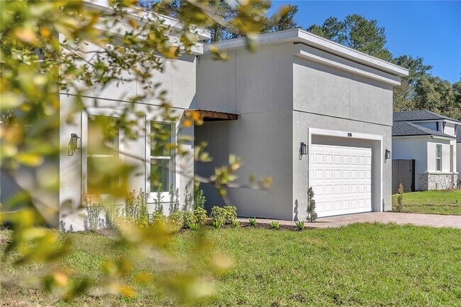 Building Photo - 17135 SW 41st Ct