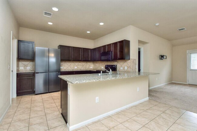 Building Photo - 132 Denton Dr