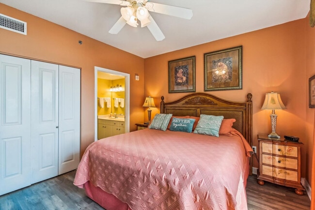 Building Photo - 998 Gulfside Ct