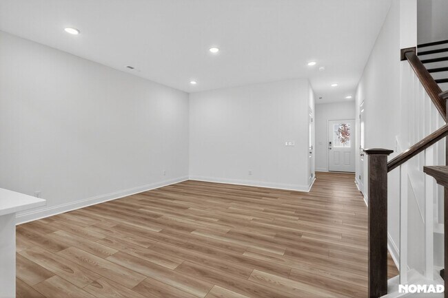 Building Photo - 818 Kensley Grv Ln