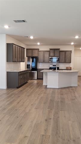 Building Photo - 1614 Silver Landing Trail