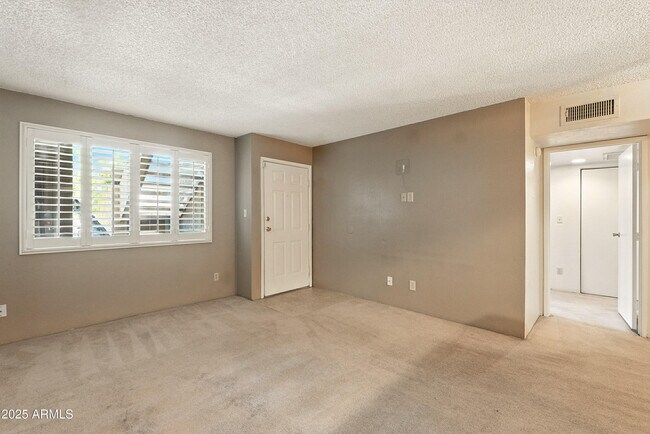 Building Photo - 3601 W Tierra Buena Ln