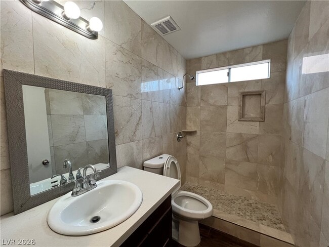 Building Photo - 6446 Meadowlark Ln